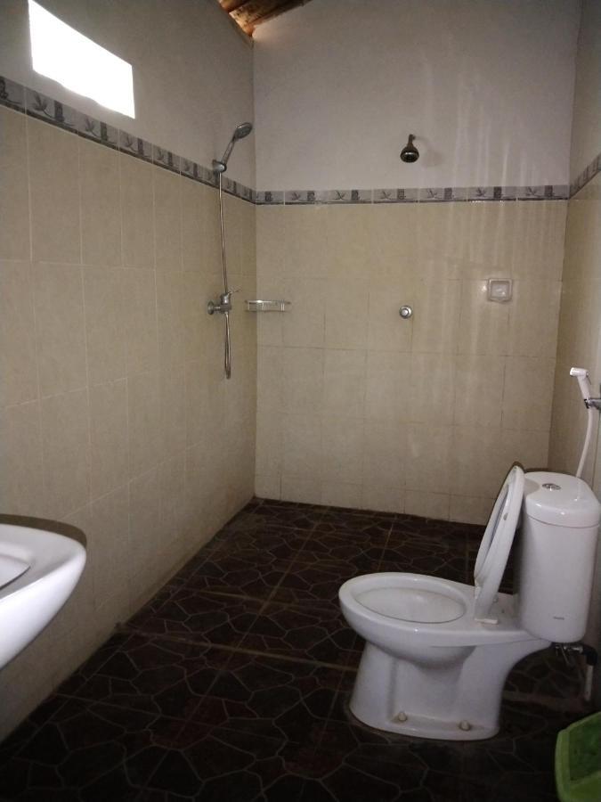 Pondok Aldi Hostel อาเม็ด ภายนอก รูปภาพ