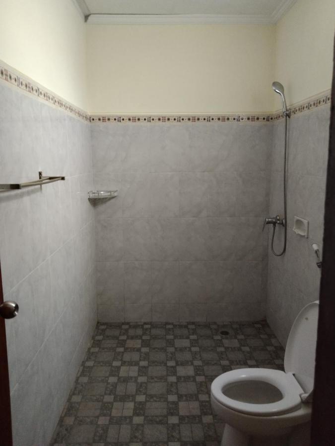 Pondok Aldi Hostel อาเม็ด ภายนอก รูปภาพ
