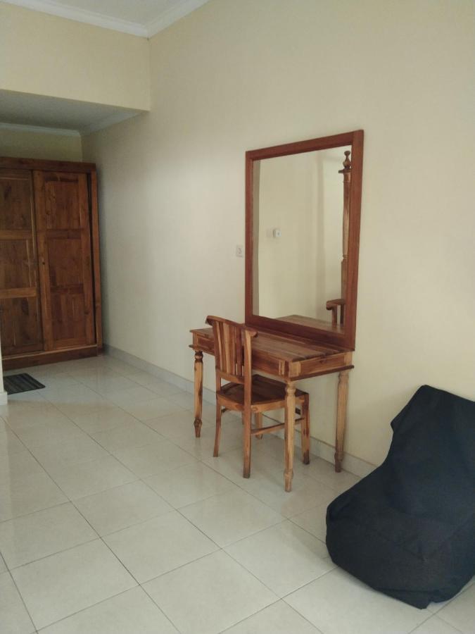 Pondok Aldi Hostel อาเม็ด ภายนอก รูปภาพ