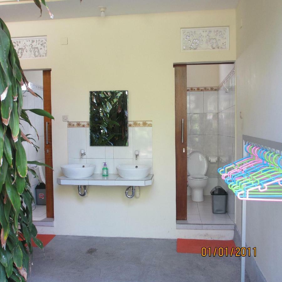 Pondok Aldi Hostel อาเม็ด ภายนอก รูปภาพ