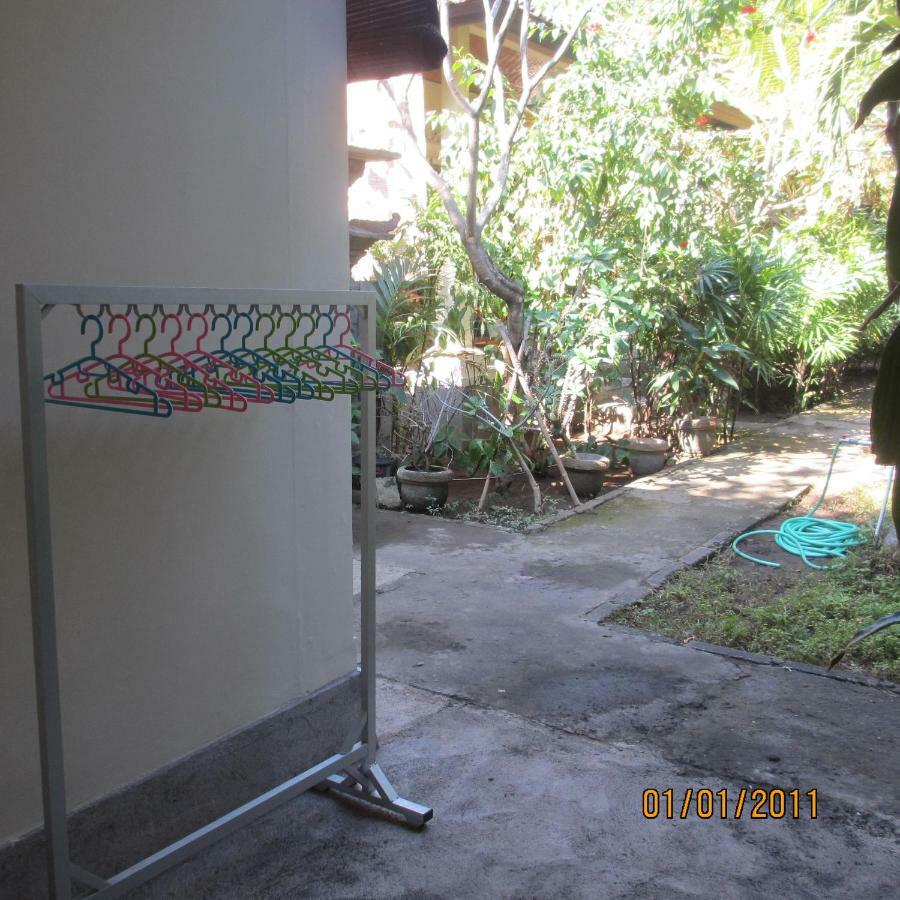 Pondok Aldi Hostel อาเม็ด ภายนอก รูปภาพ
